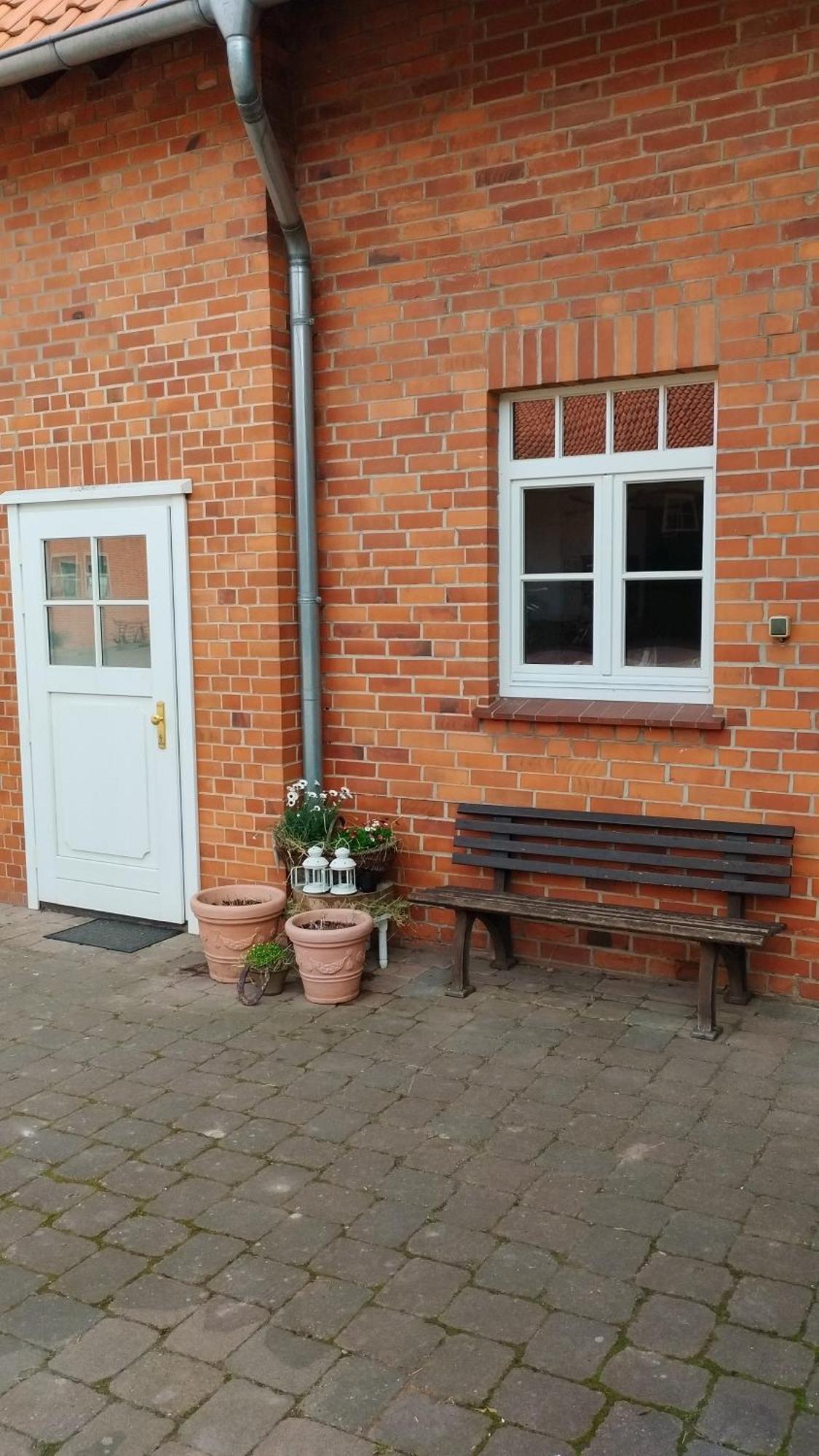 Wohnen Auf Dem Bauernhof Apartment Laatzen Luaran gambar